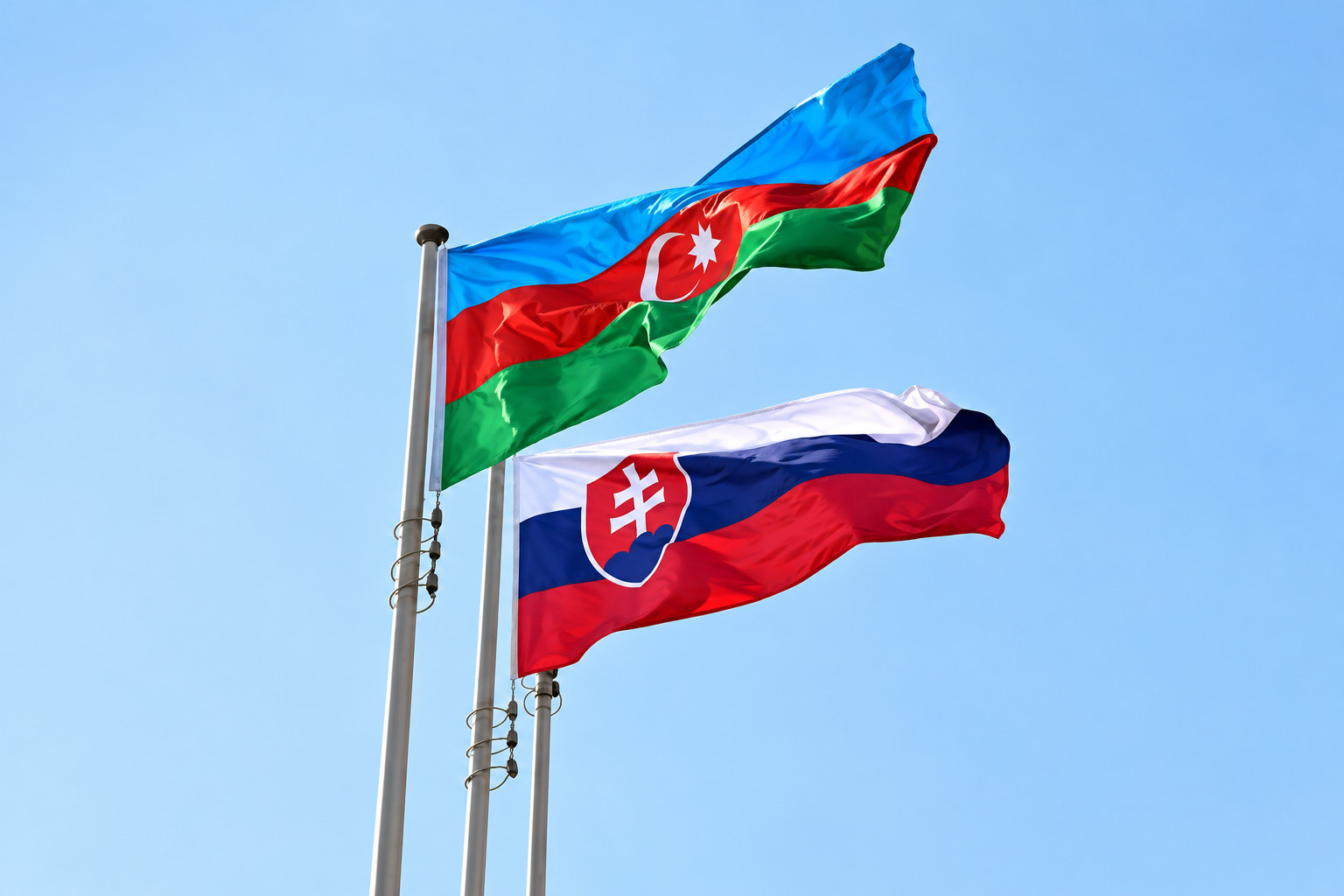Azərbaycan ilə Slovakiya arasında məxfi məlumatın mübadiləsi həyata keçiriləcək