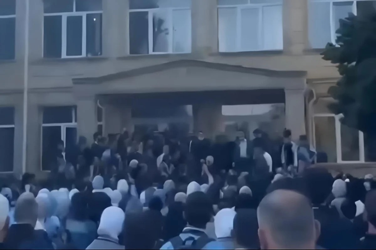 Nardaranda məktəb qarşısında təxribat: