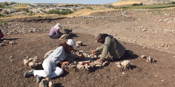 Araşdırma zamanı 9 min il yaşı olan emalatxana tapılıb