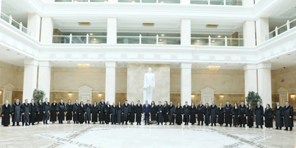 Ali Məhkəmədə yeni təyin olunmuş hakimlər and içiblər