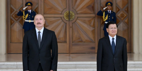 Laos Prezidentinin Bakıda rəsmi qarşılanma mərasimi olub