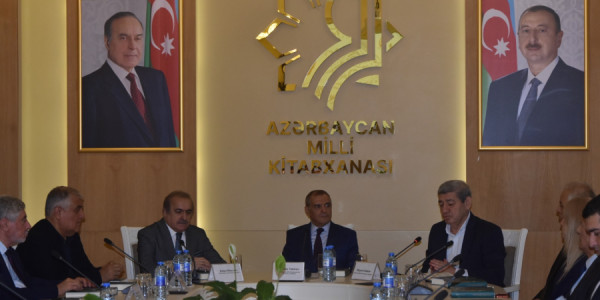 Milli Kitabxanada “Xaqani Şirvani Biblioqrafiya”kitabının  təqdimat mərasimi keçirilib