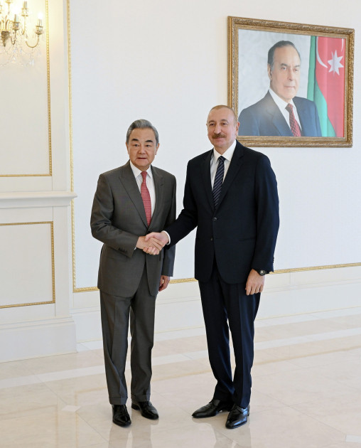 Prezident İlham Əliyev Çin Kommunist Partiyası Mərkəzi Komitəsinin Siyasi Bürosunun üzvünü qəbul edib