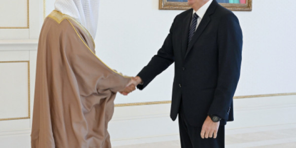 Prezident İlham Əliyev Bəhreynin xarici işlər nazirini qəbul edib