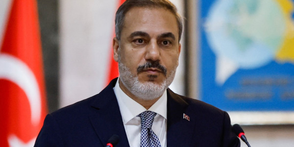 Hakan Fidan Bakıya gəlib