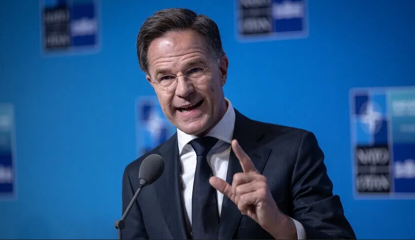 Rutte: NATO ABŞ-ni Rusiya nüvə sualtı qayıqlarından qoruyur