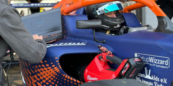 Azərbaycanlı pilot Formula 4 testlərində yüksək nəticə göstərib
