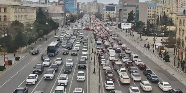 Bakıda bu yollarda sıxlıq var –