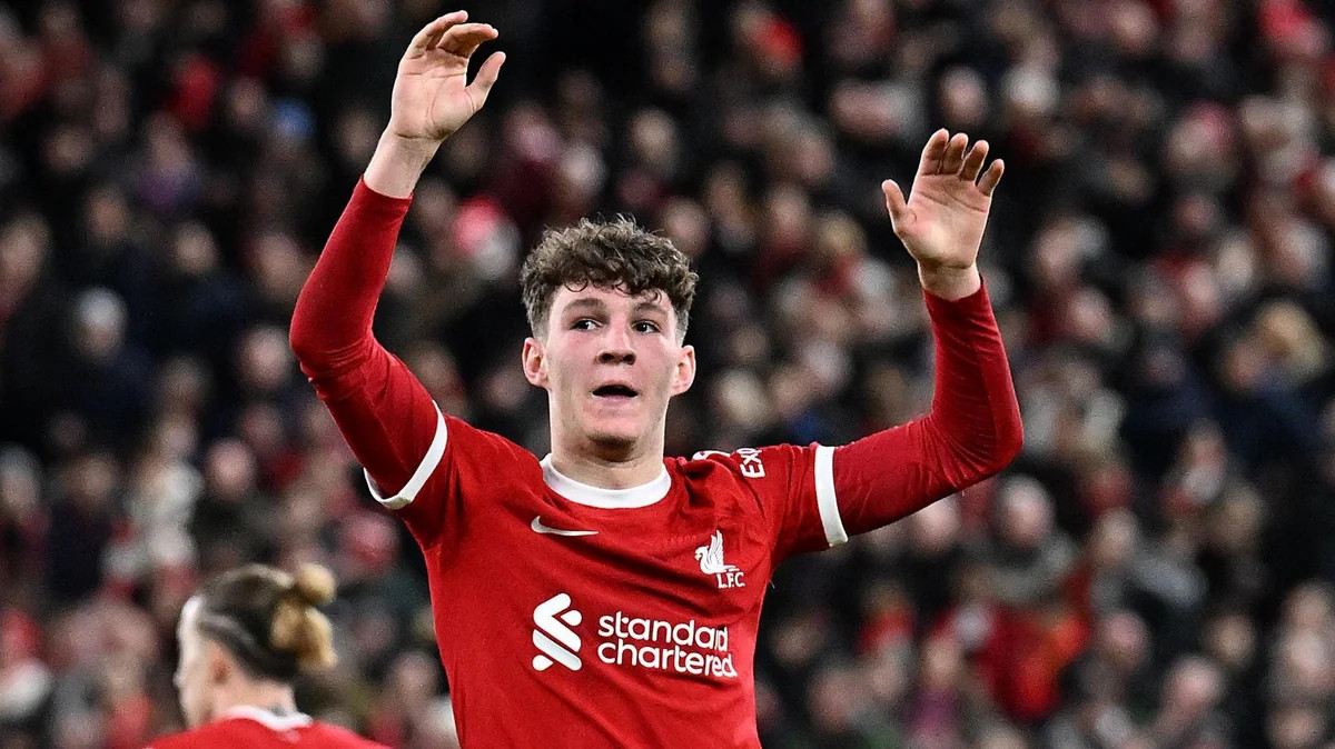 "Liverpul"un gənc futbolçusu Luis Kumas Stiven Cerrardın göstəricisini təkrarlayıb