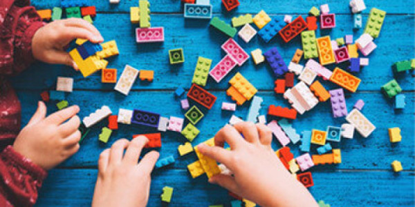 LEGO böyükləri necə özünə cəlb edir?