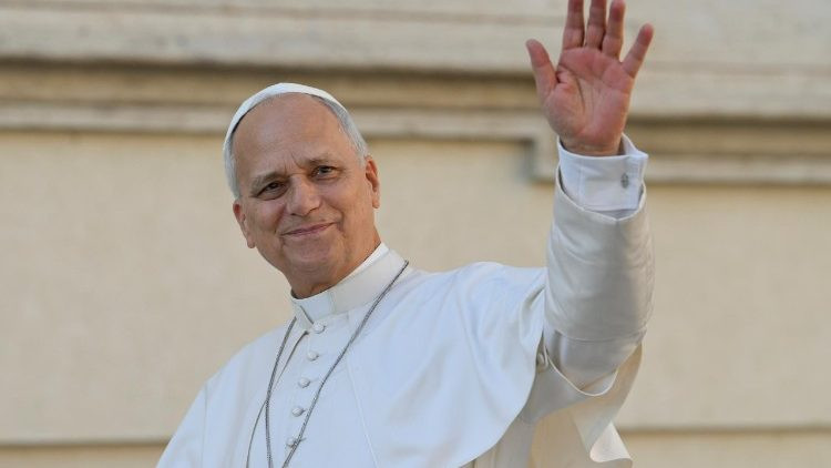Papa XIV Leo Putinlə telefon danışığında atəşkəsə çağırıb