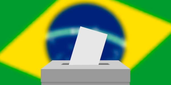 Braziliyada prezident seçkiləri öncəsi rəqiblər arasında fərq minimuma enib