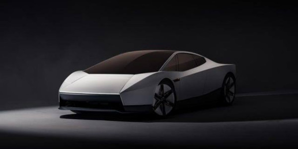 Maskın yeni Tesla Roadster-i havada fırlandı: Uçan avtomobil təqdim edildi