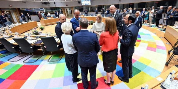 Avropa liderlərinin gündəmi dəyişdi: