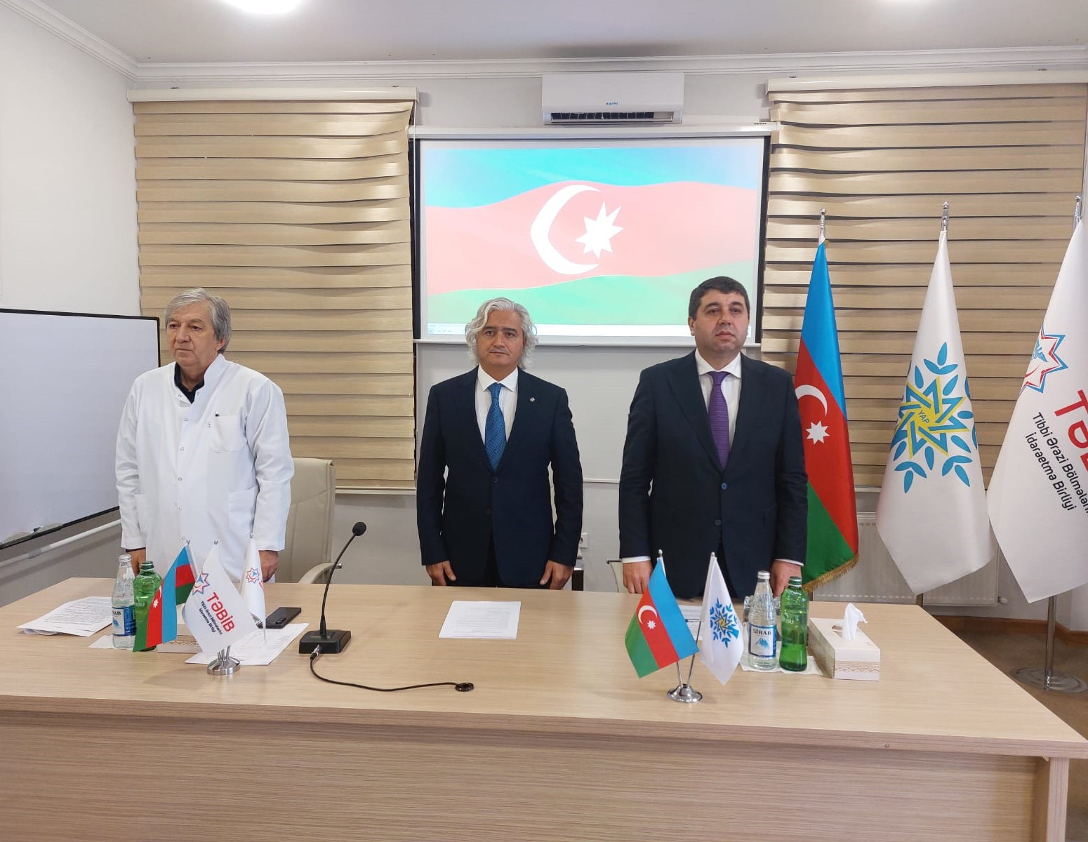 Akademik M.Ə.Mirqasımov adına Respublika Klinik Xəstəxanasında müşavirə keçirilib.