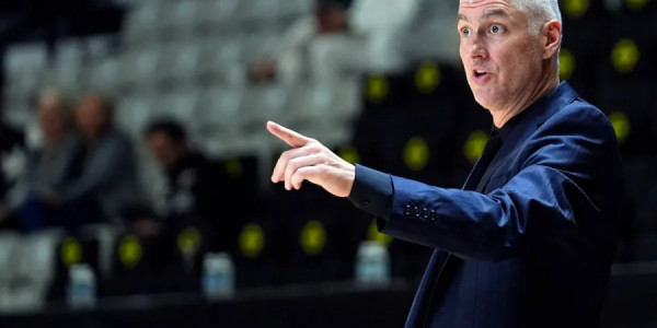 "Gəncə" basketbol komandası baş məşqçisi Martin Knejeviçlə yolları ayırıb