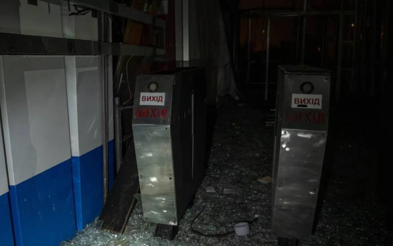 Rusiya Kiyev metrosuna zərbə endirdi -