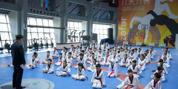 Azərbaycan Taekvondo Federasiyası dan imtahanı keçirib