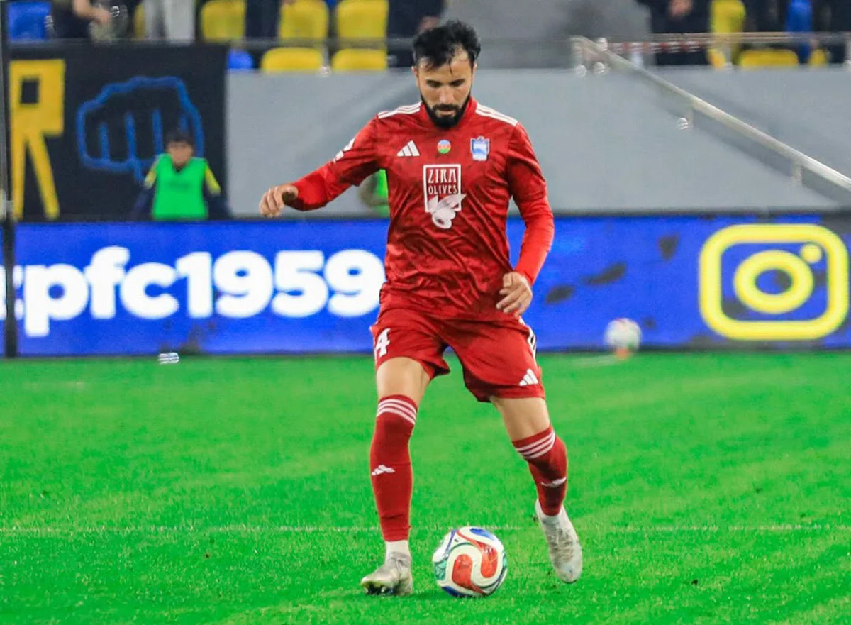 "Zirə"nin futbolçusu Elçin Əlicanov Premyer Liqada 100-cü oyununu keçirib