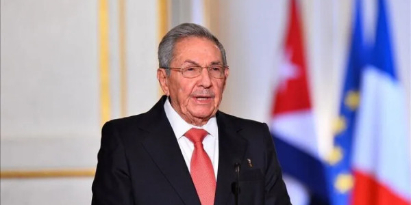 Kubanın sabiq prezidenti Raul Kastro barəsində həbs qərarı çıxarılıb