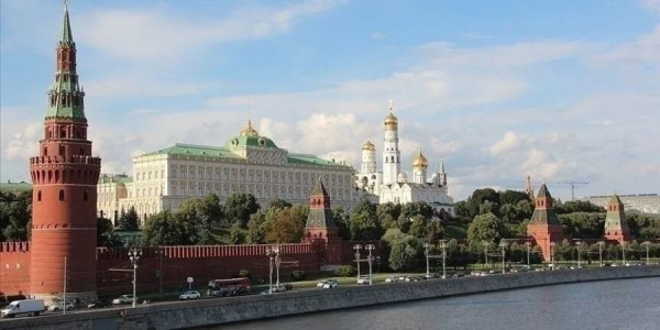 Peskov Avropadakı iğtişaşlarda Rusiyanın iştirakı ilə bağlı ittihamlara cavab verib