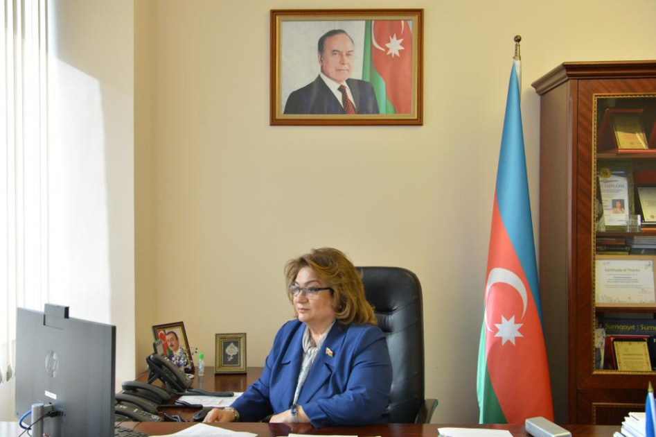 Azərbaycan və Mərkəzi Asiya qadın sahibkarlarının regional əməkdaşlığı müzakirə olunub