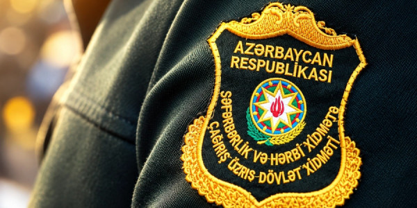Azərbaycanda polkovnik-leytenant və mayor məhkəmə zalında həbs edildilər