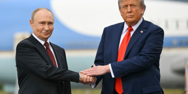 Putinlə Trampın razılaşmasından sonra ilk tanker yola çıxır
