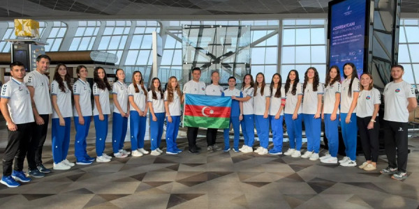 20 yaşadək voleybolçu qızlardan ibarət Azərbaycan millisi Gürcüstana yola düşüb
