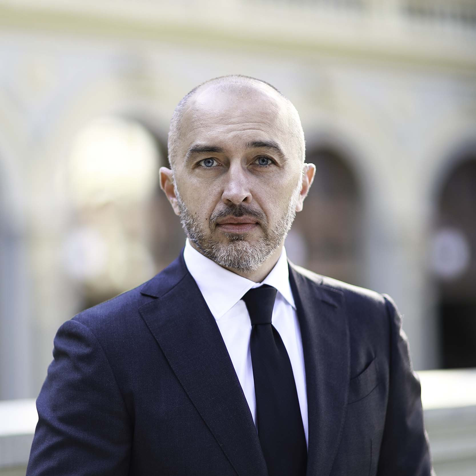 Ukrayna Milli Bankının sədri istefa verib