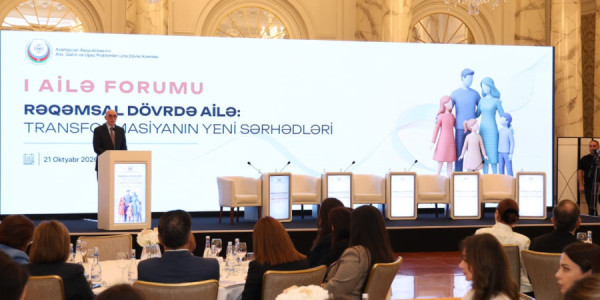Firudin Qurbanov I Ailə Forumunda iştirak edib