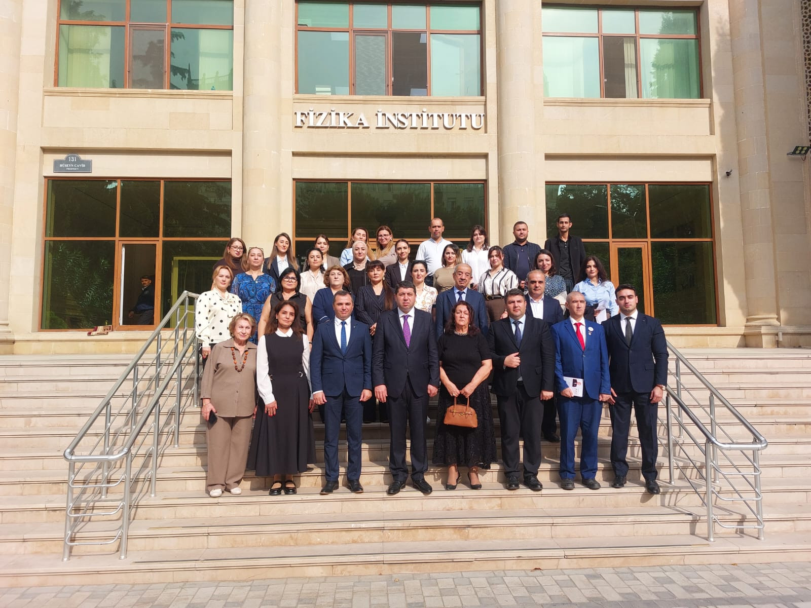 Azərbaycan Respublikası ETN Ak.H.M.Abdullayev adına Fizika İnstitutunda müşavirə keçirilib.