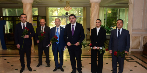 Azərbaycan Respublikası Elm Təhsil Nazirliyi Geologiya və Geofizika İnstitutunda müşavirə keçirilib