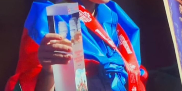 9 yaşlı azərbaycanlı güləşçi Moskvada qızıl medal qazanıb