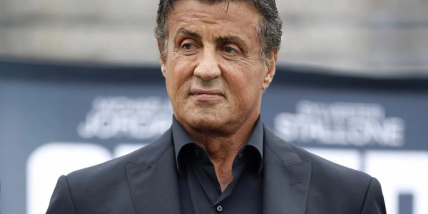 Stallone: Süni intellekti dayandırmaq mümkün deyil