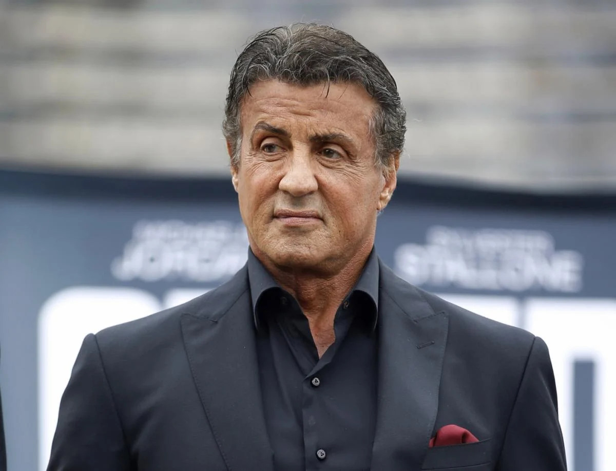 Stallone: Süni intellekti dayandırmaq mümkün deyil