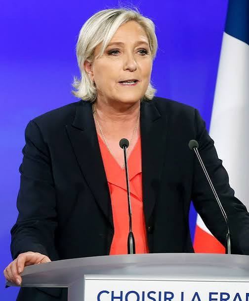 Marin Le Pen Fransada prezident seçkilərinə hazırlaşır