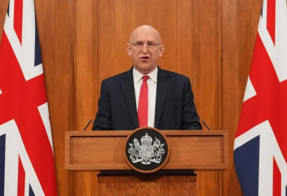 Britaniya hökuməti iqtisadi artımı qorumaq və yaşayış xərclərini azaltmaq arasında seçim qarşısındadır
