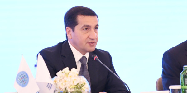Hikmət Hacıyev: Sülh sazişi tək kağız üzərində olmamalıdır