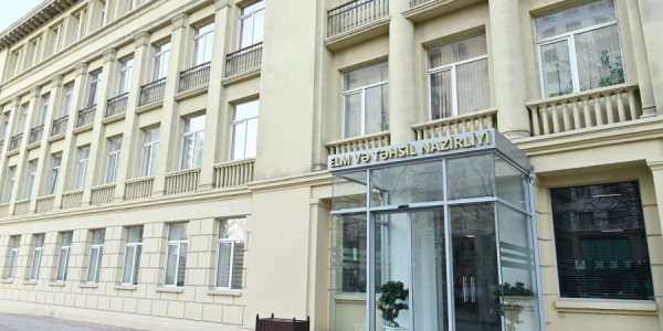 Elm və Təhsil Nazirliyindən iranlı nazirə