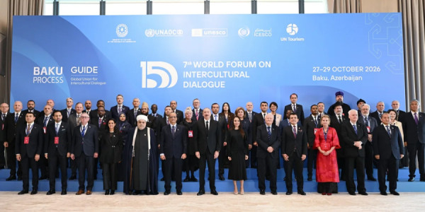 İlham Əliyev VII Ümumdünya Mədəniyyətlərarası Dialoq Forumunun açılışında çıxış edir