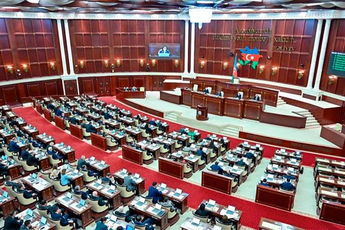 Milli Məclisin növbəti plenar iclası başlayıb