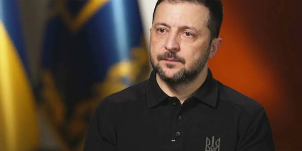 Zelenski sülh danışıqları üçün Moskvaya getməyə hazırdır