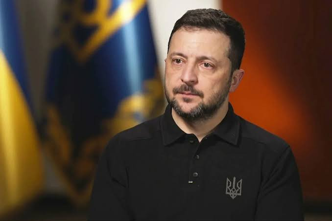 Zelenski sülh danışıqları üçün Moskvaya getməyə hazırdır