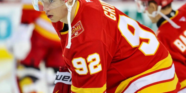 Rusiyalı xokkeyçi NHL-də günün əsas ulduzu seçilib