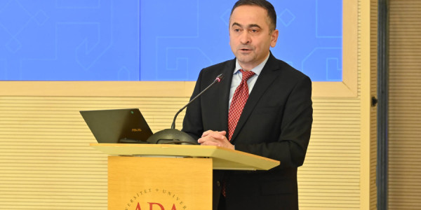 “Mədəniyyətlərarası dialoq, təhsil və rəqəmsal transformasiya” sessiyası keçirilib