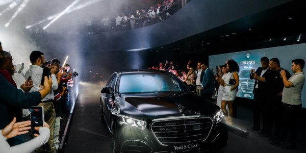 “Mercedes-Benz” mənfəət proqnozunu aşağı salıb