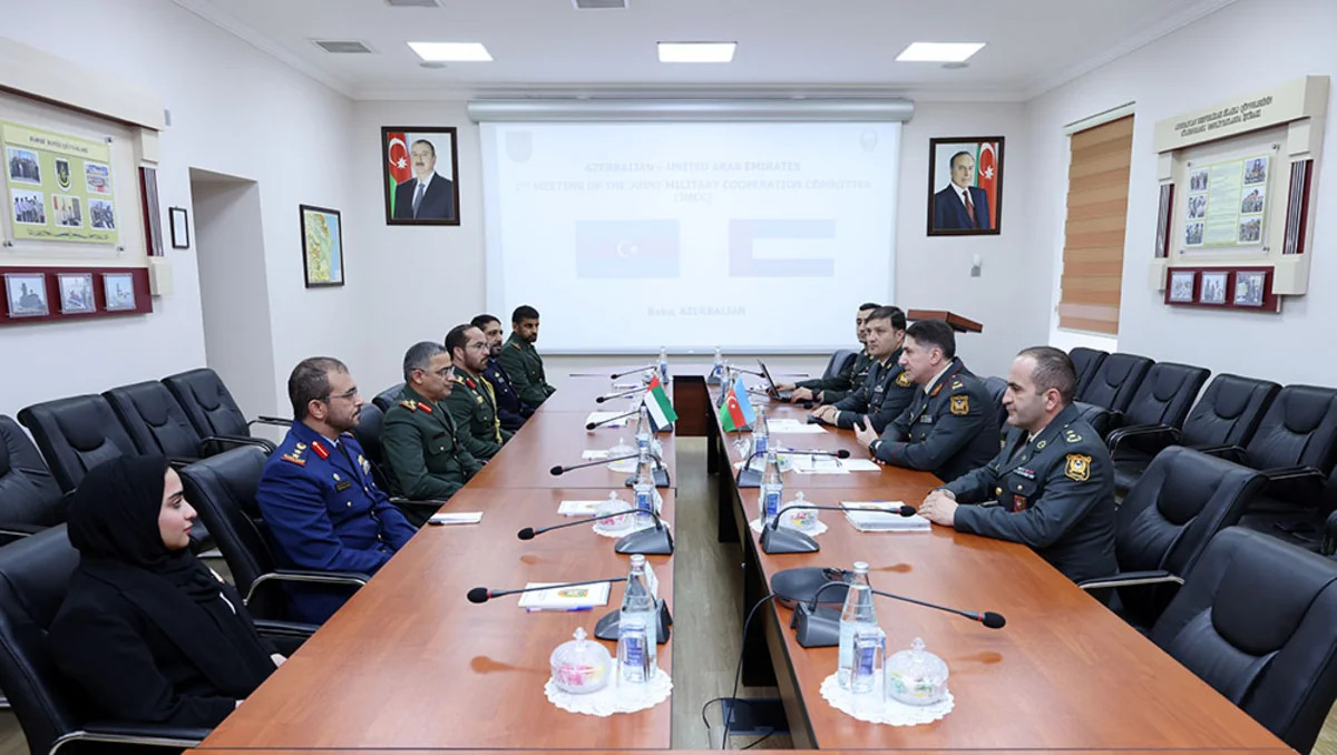 Azərbaycan və BƏƏ arasında hərbi əməkdaşlığa dair sənədlər imzalanıb