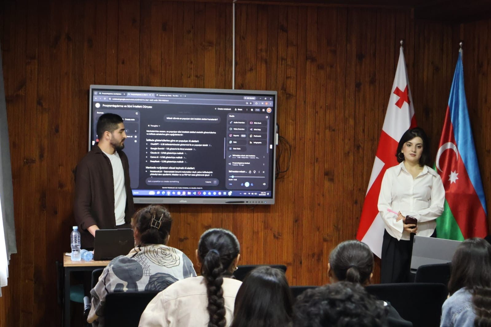 Qafqaz Hüquq və İnteqrasiya Mərkəzində gənclərə süni intellekt və proqramlaşdırmanın imkanları izah olunub