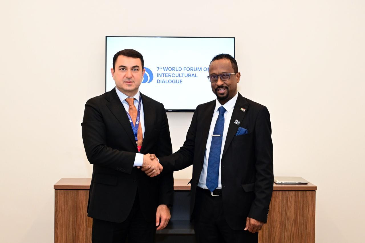 Adil Kərimli Sudanın mədəniyyət, informasiya və turizm naziri ilə görüşüb